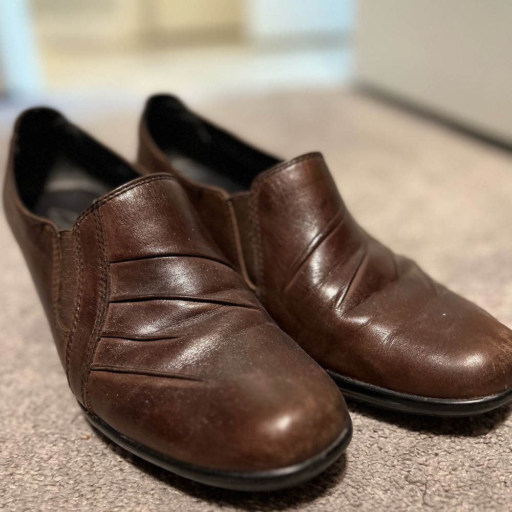 Clarks Low Heel Slip Ons